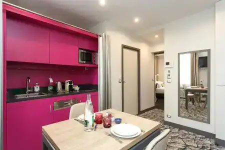 Serotel Suites - 11