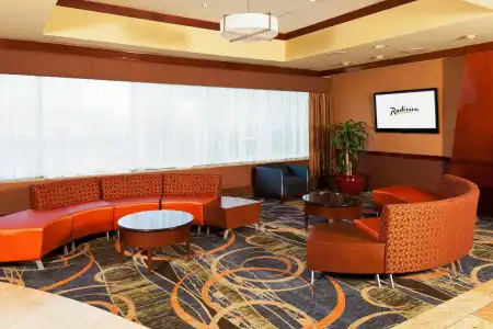Doubletree By Hilton New York Jfk Airport - 12