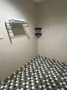 Mall Suites - 373