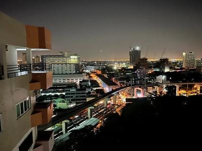 Mall Suites - 427