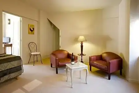 Logis de La Cloche - 91