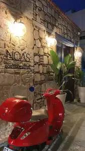 Noa's Boutique - 15