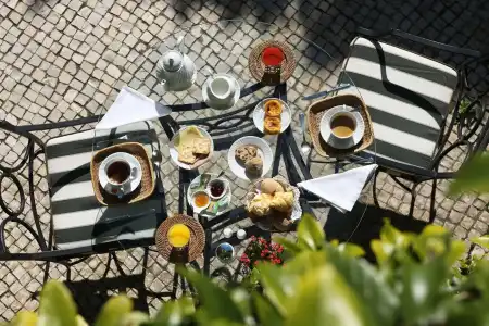 As Janelas Verdes Inn, a Lisbon Heritage Collection - 13