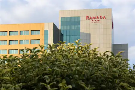 Ramada Plaza By Wyndham Gence - 32