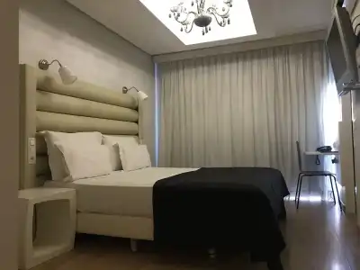 Pilar Plaza - 4