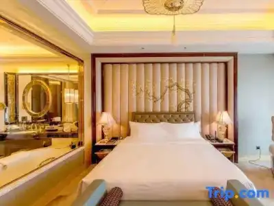 Wanda Reign Wuhan - 82