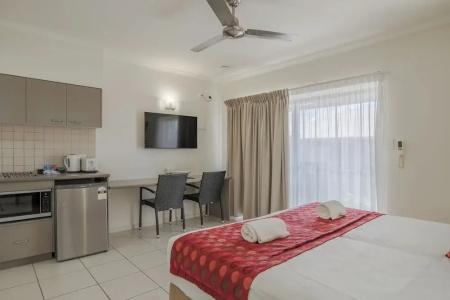 Southern Cross Atrium Apartments - 98