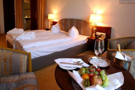 PLAZA INN Schmöker-Hof - 6