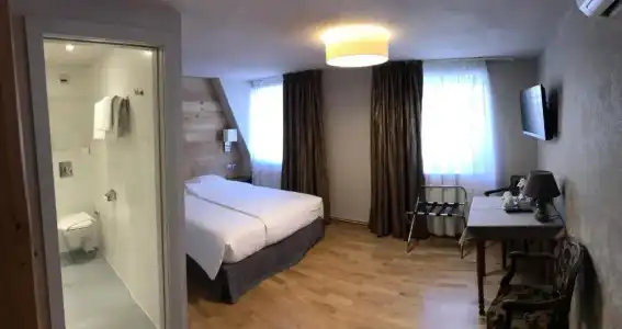 Au Cerf d'Or - 89