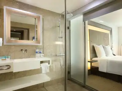 Novotel Jakarta Gajah Mada - 7
