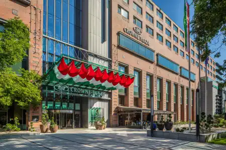 Crowne Plaza Budapest by IHG - 44