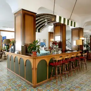 Grand Excelsior - 42