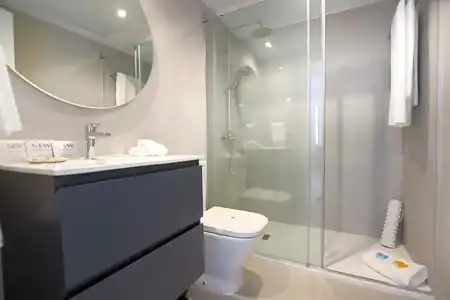 Resort Ramada & Suites by Wyndham Costa del Sol - 74