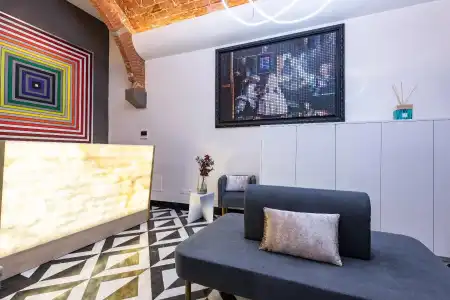 Kairos by Florence Art Apartments - 4