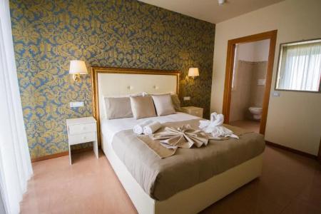 Baby Bed and Breakfast - 33
