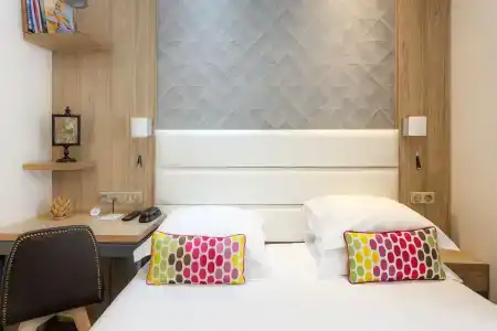 Serotel Suites - 3