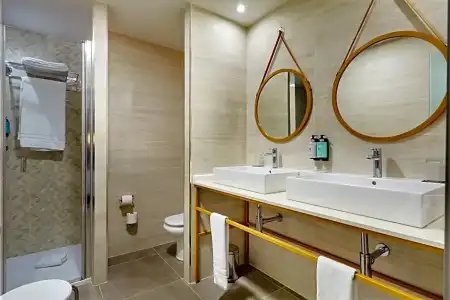 Hesperia Sevilla - 176