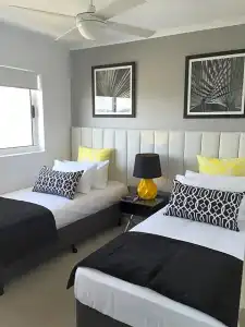 Riviera Mackay - 57