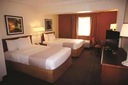 La Quinta Inn by Wyndham Austin Capitol / Downtown - 26