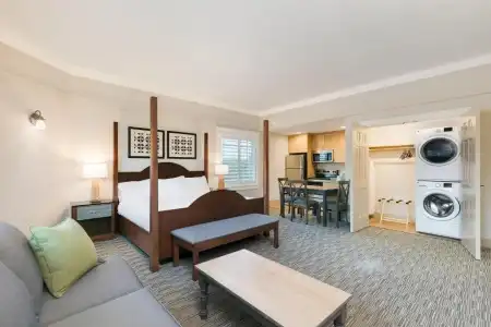 Carlisle Inn - 33