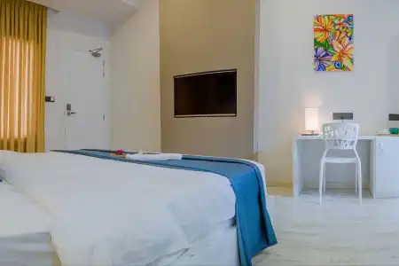 Velana Beach Maldives - 7