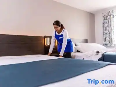 Motel 6 Woodway, TX - 37