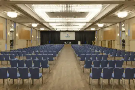 Hilton Dusseldorf - 29