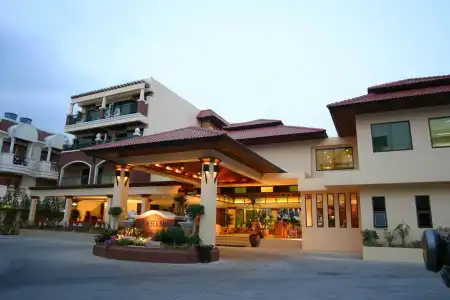 Karon Sea Sands Resort - 28
