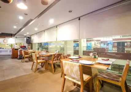 Omni Tower Sukhumvit Nana by Compass Hospitality - 34