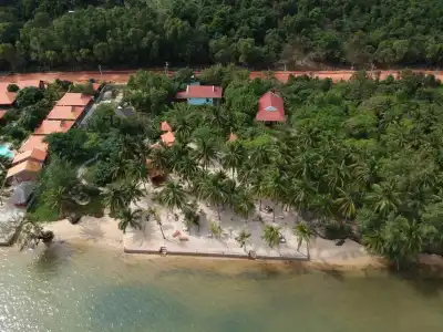 Kiki Coconut Beach Resort - 23