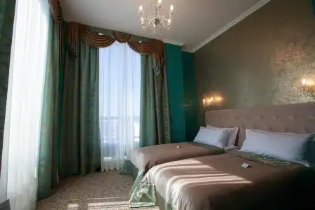 Boutique Spa Casino Lybid Plaza - 2