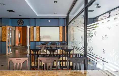 Amity Poshtel - Hostel - 9