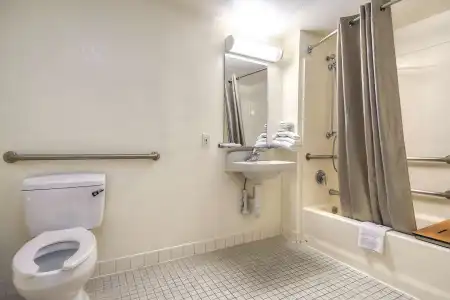 Motel 6 San Diego, CA - Circle - Mission Valley - 10
