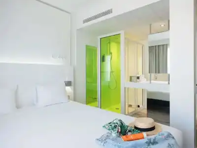 ibis Styles Menton Centre - 90