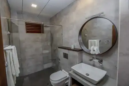 Sapphire Seas Beachfront - 8