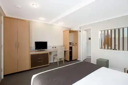 Comfort Inn On Raglan - 41