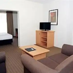 All Suites Perth - 6