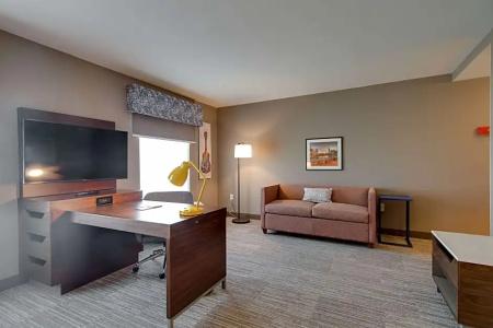 Hampton Inn & Suites by Hilton Nashville North Skyline - 64
