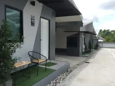 Hide & Seek Resort - 10