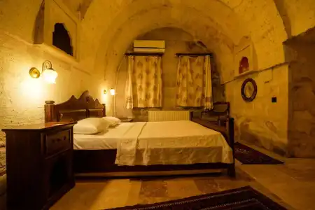 Vineyard Cave - 36