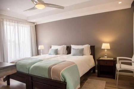 Sea Breeze Guesthouse - 57