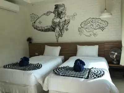 Koh Ngai Paradise Beach Resort - 25