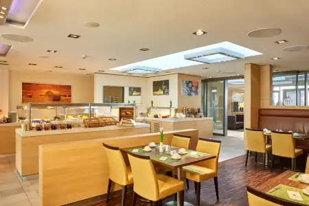 Moxy Zurich - 25