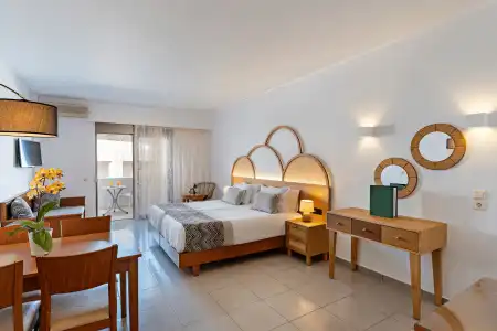Delfina Boutique - 2