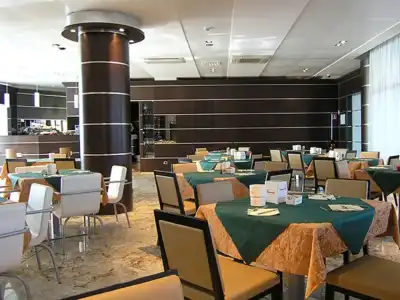 Dado International - 21