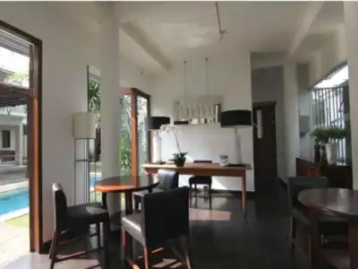 Chic Quarter Residence - 6