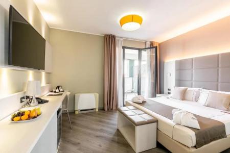 Acca Palace AAs - 43