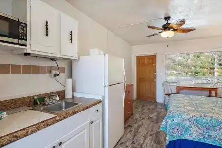 Malibu Resort Motel - 19
