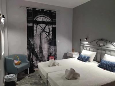 Erato Studios & Apartments - 3