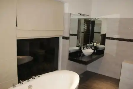 Daffodils Beach - 31